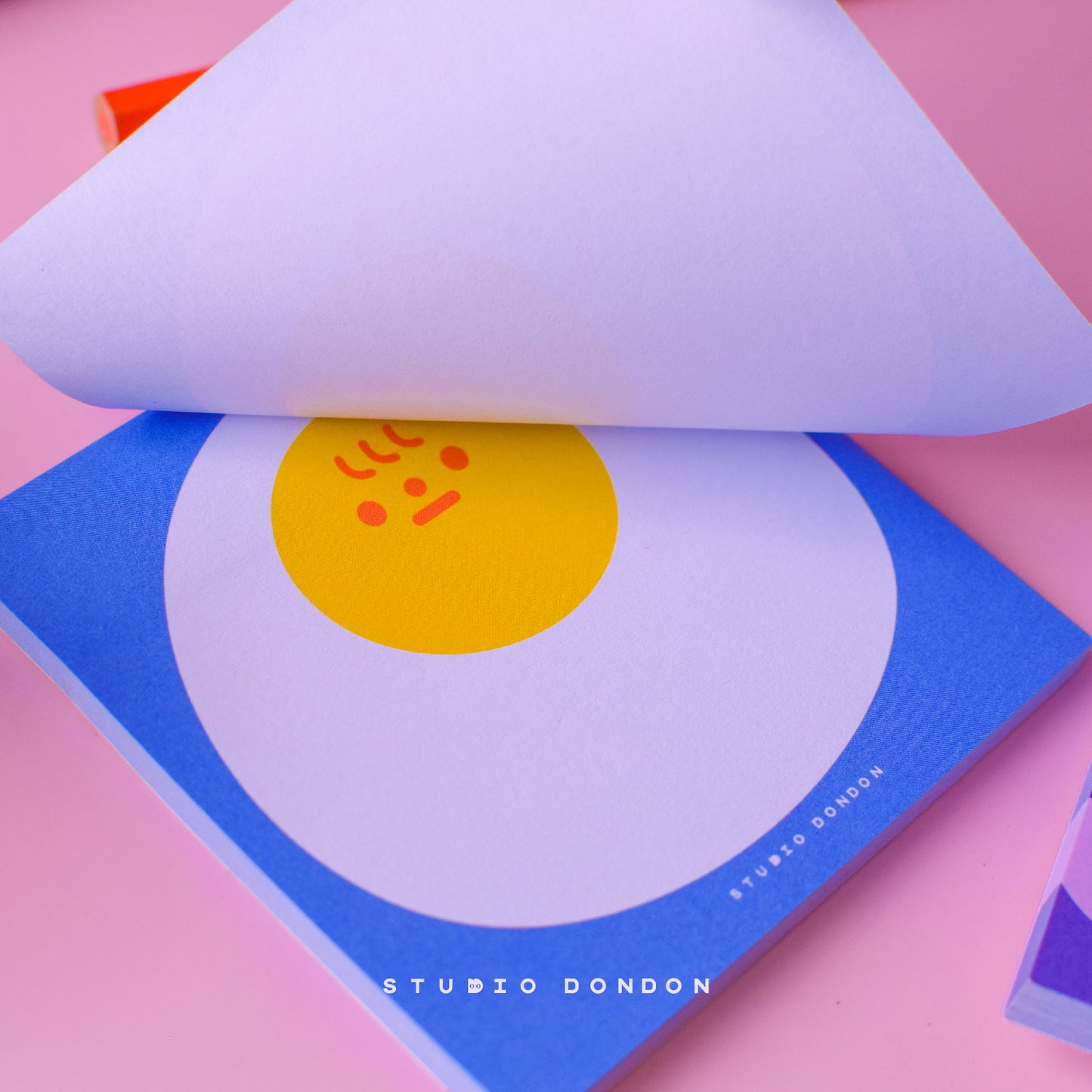 Egg 3 x 3 inches Sticky Notes