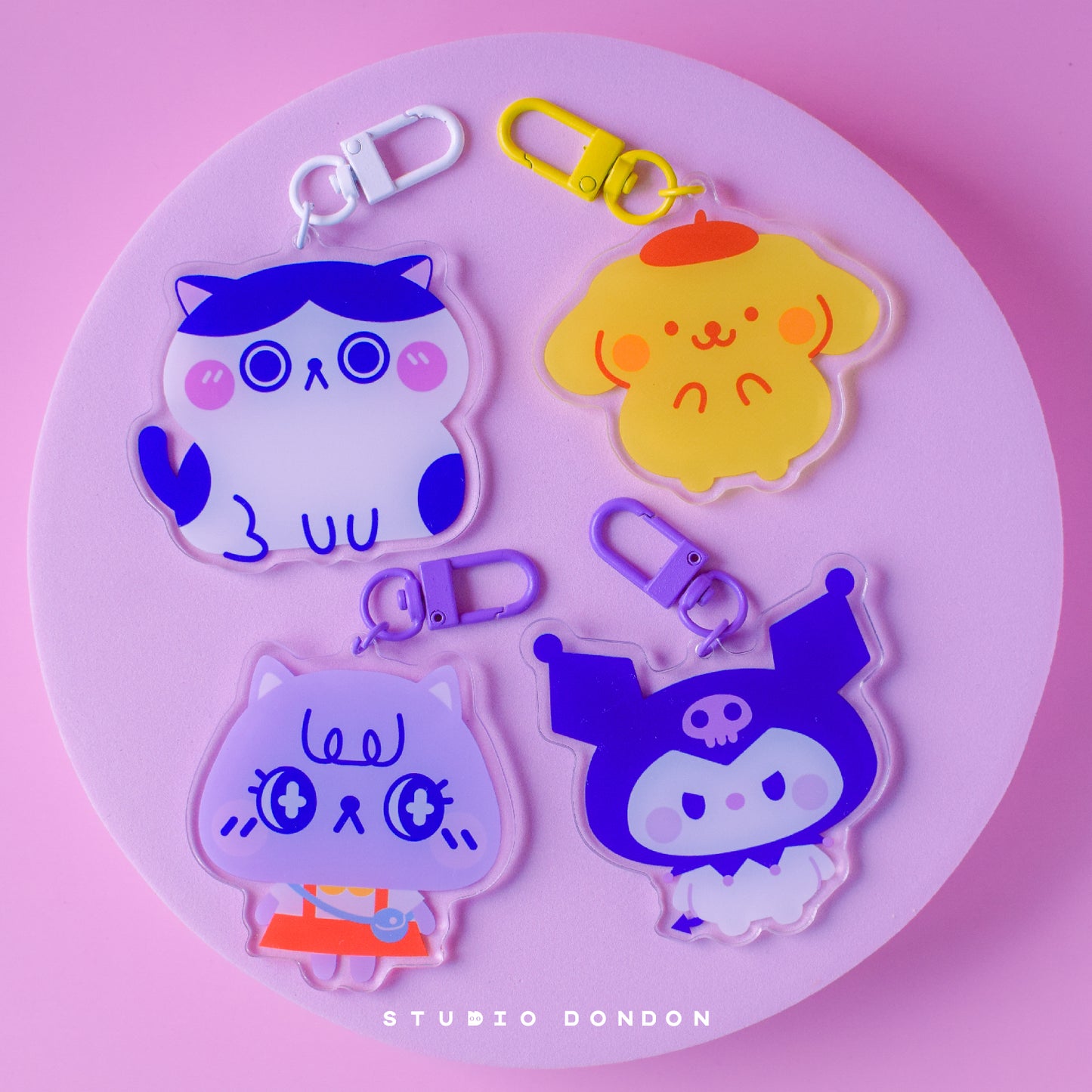 Charm/porte-clés en acrylique Pompompurin Sanrio