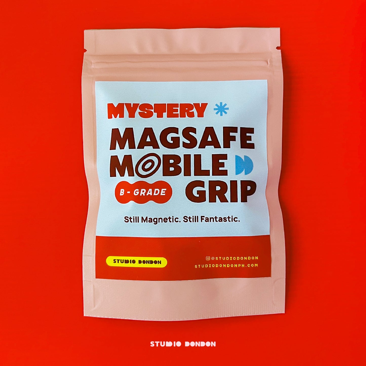 MYSTERY B-GRADE MAGSAFE MOBILE GRIP (Random Design)